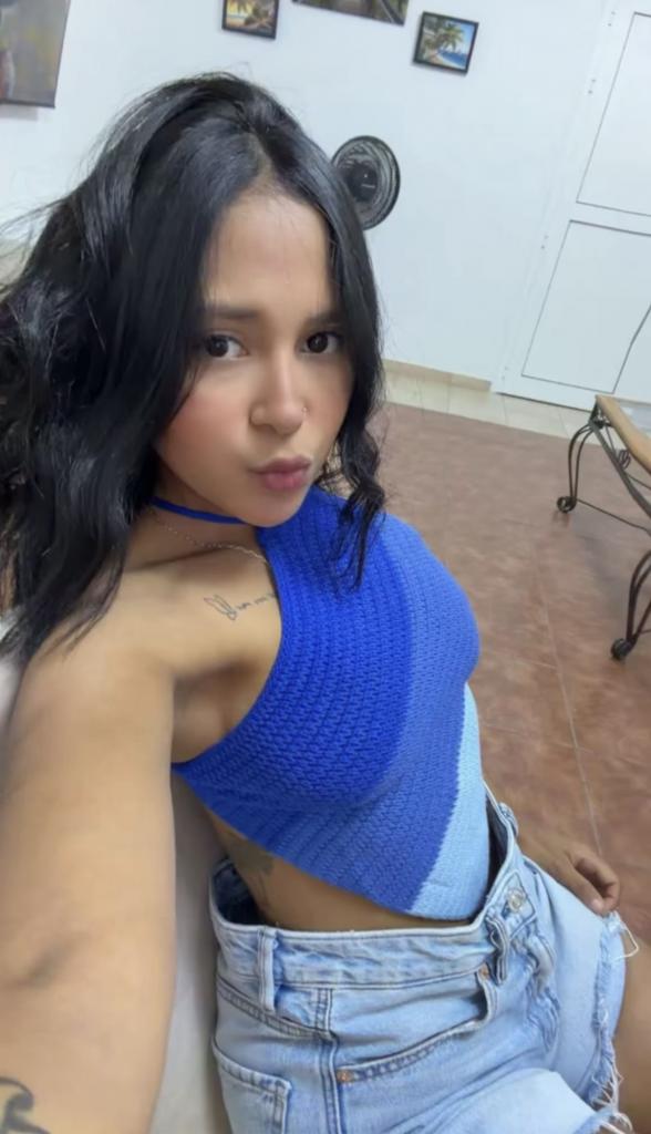 Chica busca chico en Tenerife: 