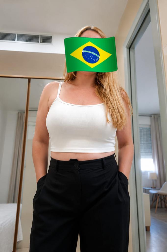 632619029: Chica busca chico en Sevilla