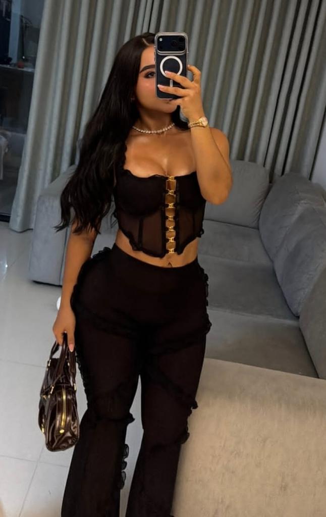634786005: Chica busca chico en Barcelona