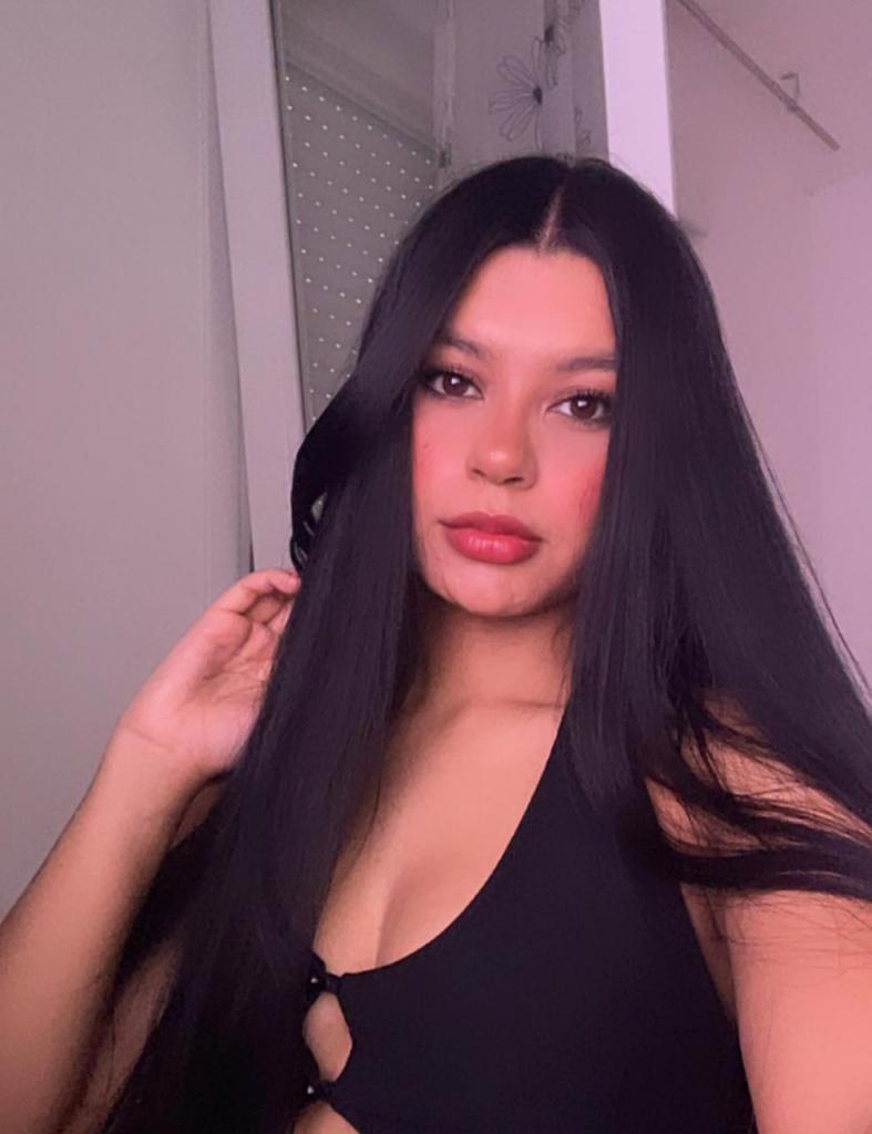 624860677: Chica busca chico en Pontevedra
