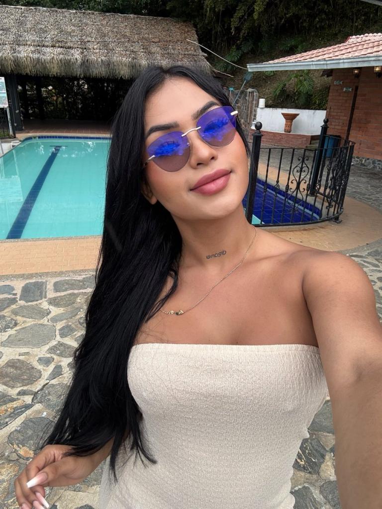 612257440: Transexual en Valencia