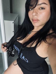 664299267: Chica busca chico en Cádiz