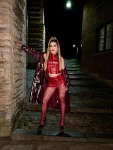 614627113: Travesti en Granada
