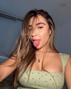 614551210: Chica busca chico en Madrid