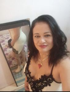 643278914: Chica busca chico en Lérida