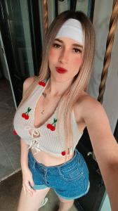 662925670: Chica busca chico en Ibiza
