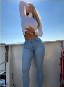 687830137: Chica busca chico en Lérida