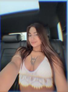641355341: Chica busca chico en Granada