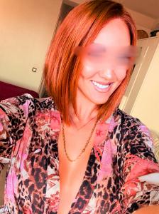 611055177: Chica busca chico en Málaga