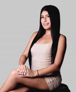 619689765: Chica busca chico en Barcelona