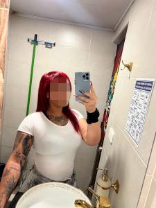 671297727: Chica busca chico en Barcelona