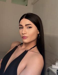 695194290: Transexual en Barcelona