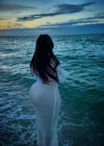 631581883: Chica busca chico en Asturias