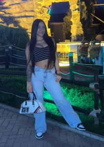 611398058: Chica busca chico en Alicante
