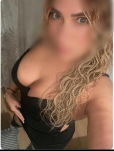 613508690: Chica busca chico en Barcelona