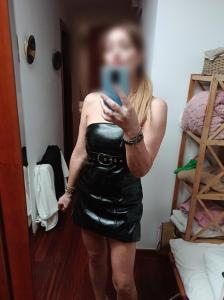 634284237: Chica busca chico en Barcelona