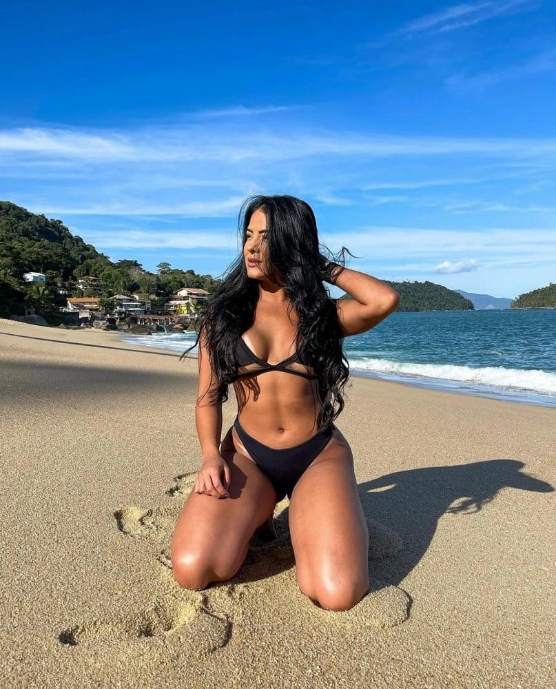 661771126: Chica busca chico en Madrid