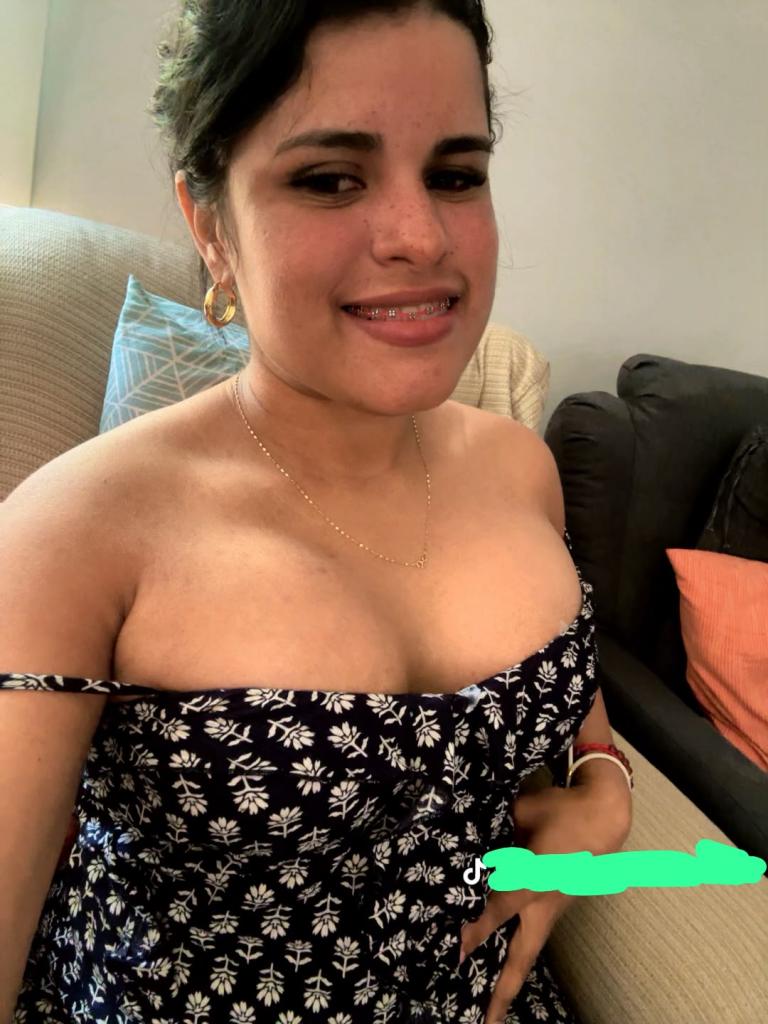 Chica busca chico en Huelva: 