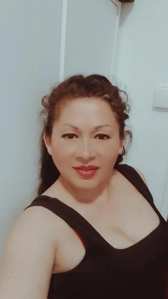 638315491: Chica busca chico en Barcelona