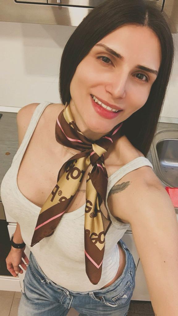 722480508: Transexual en Zaragoza