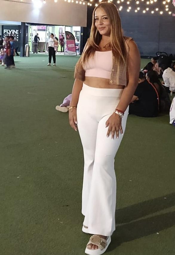 Chica busca chico en Granada: 