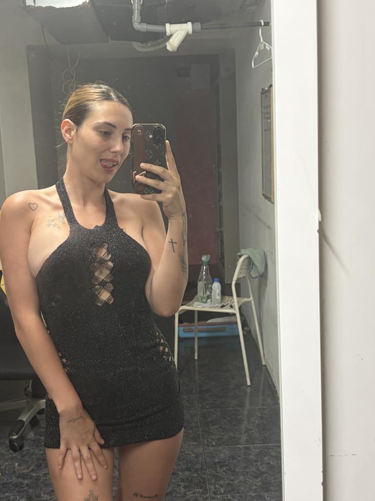 658550033: Chica busca chico en Granada