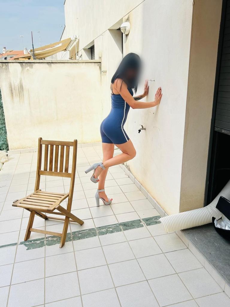 745042001: Chica busca chico en Gerona