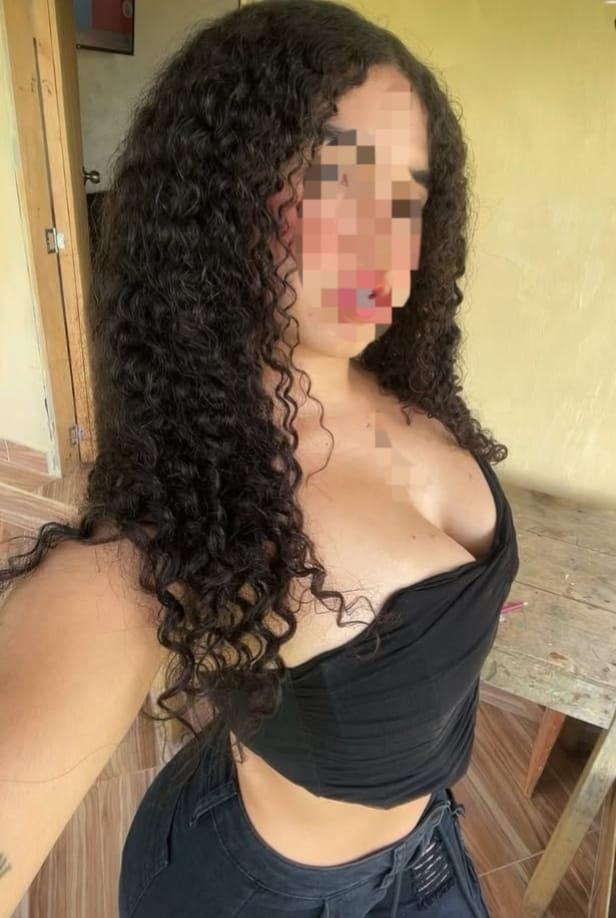 641256544: Chica busca chico en Sevilla
