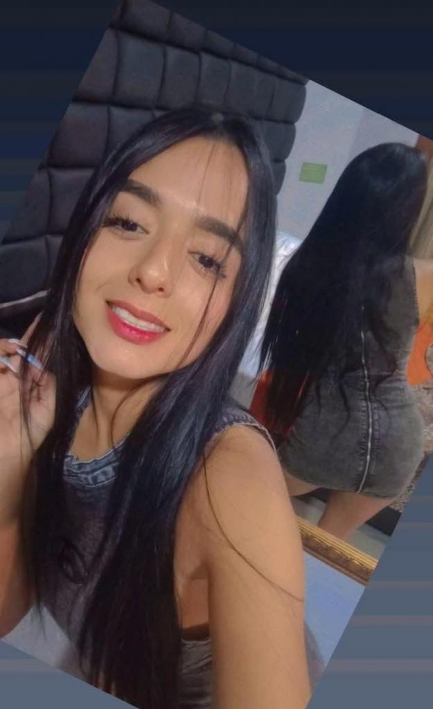 613830783: Chica busca chico en Gerona