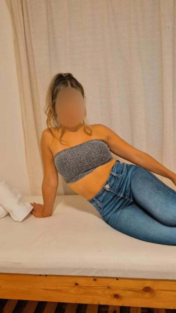 632970203: Chica busca chico en Madrid