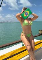 632634030: Chica busca chico en Sevilla