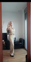 613982075: Chica busca chico en Barcelona