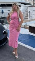 663086139: Chica busca chico en Pontevedra
