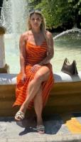663086139: Chica busca chico en Pontevedra