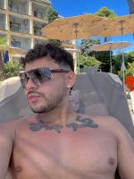 614859753: Chico busca chica en Madrid