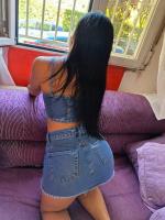 697256156: Chica busca chico en Madrid