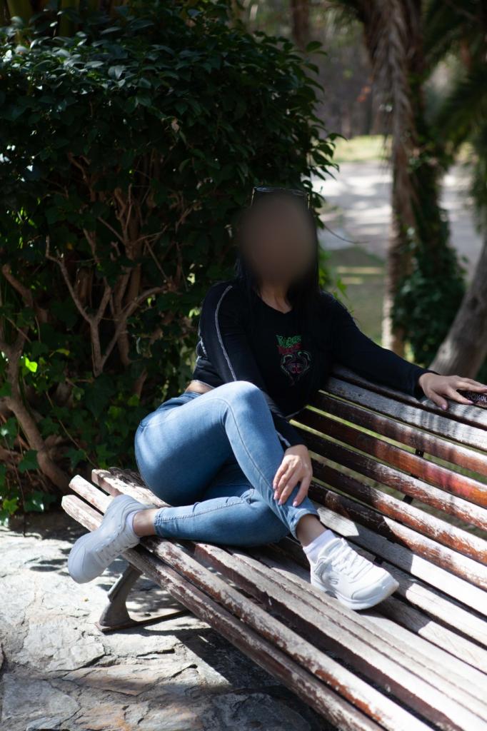 Chica busca chico en Ibiza: 