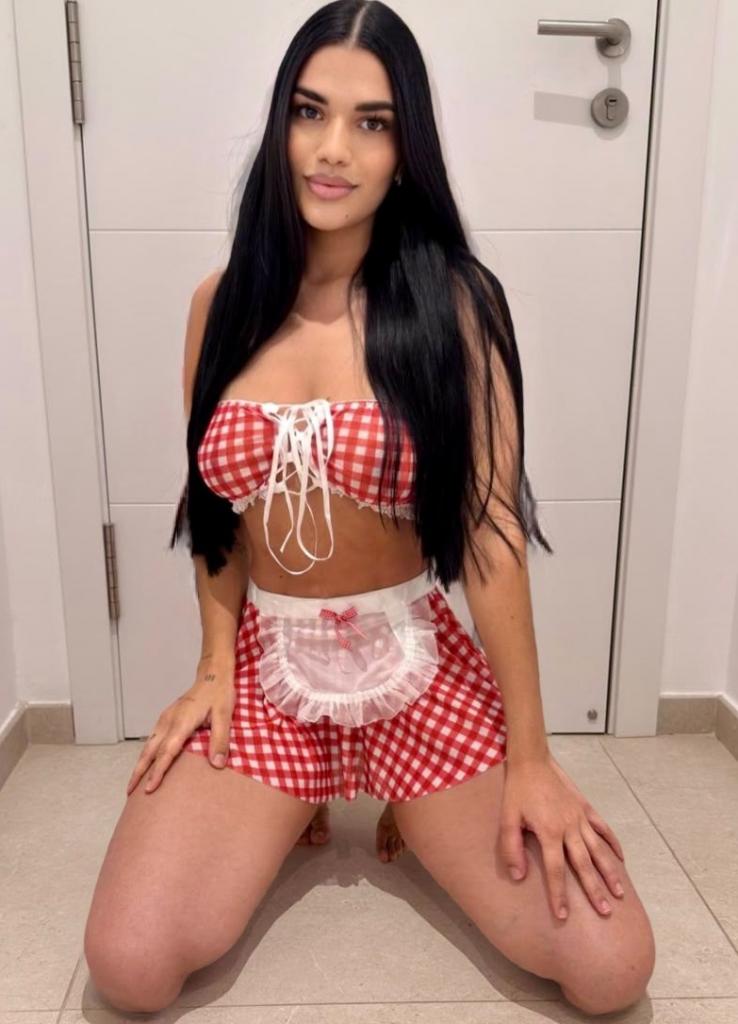 Chica busca chico en Mallorca: 