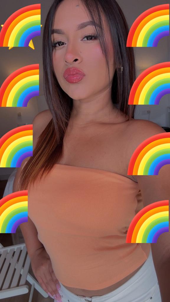 672838474: Chica busca chico en Sevilla