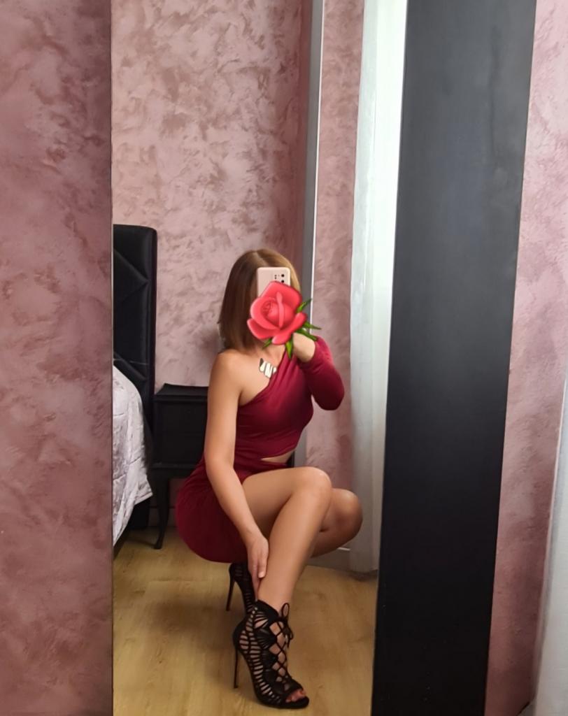 604871447: Chica busca chico en Cantabria