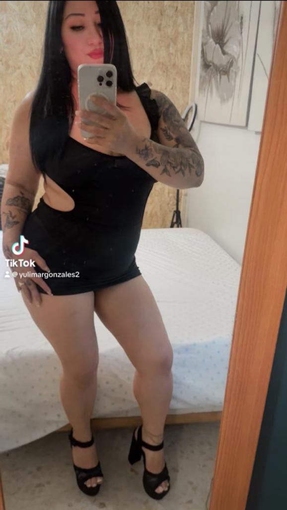 Chica busca chico en Cádiz: 