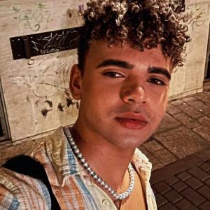 Chico busca chica en León: 