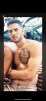 672918184: Chico busca chica en Barcelona