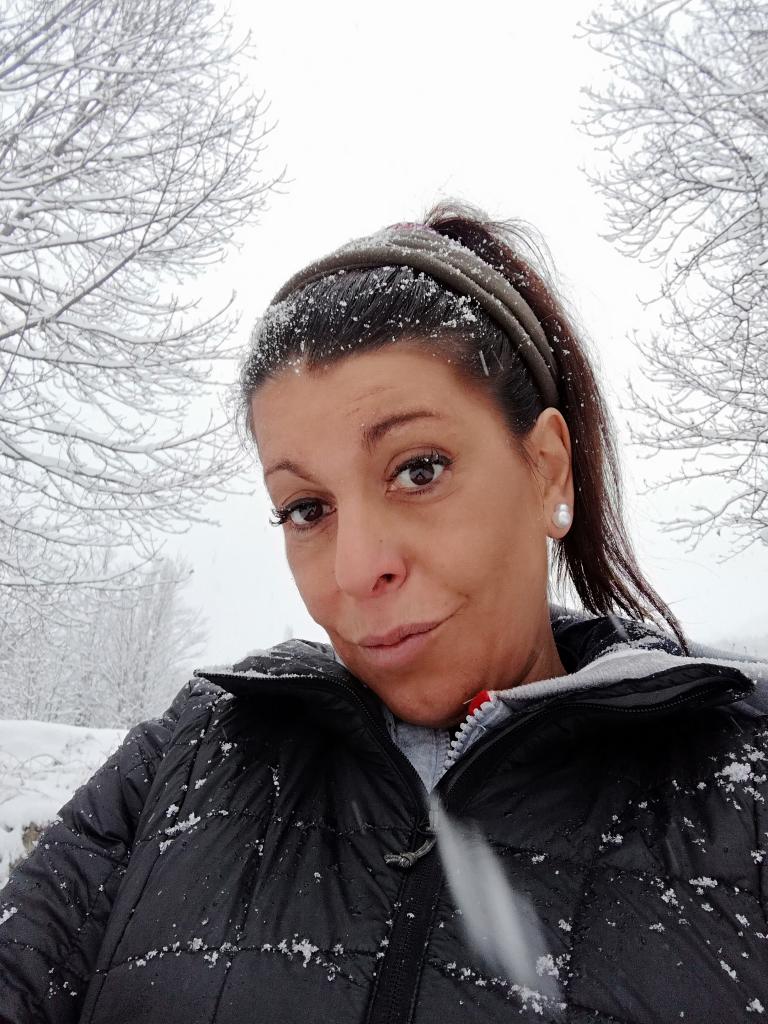 624079357: Chica busca chico en La Coruña