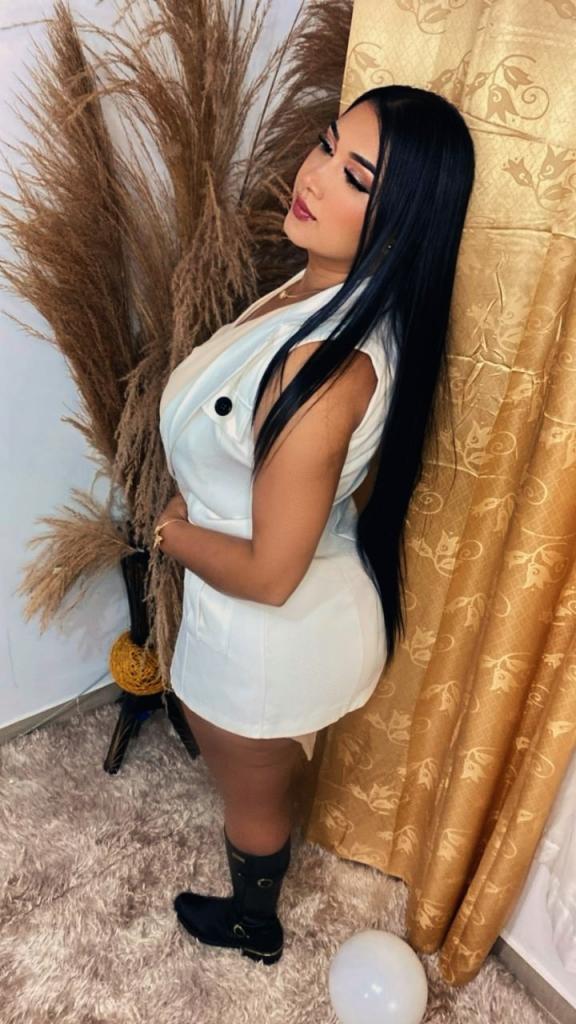 604194918: Chica busca chico en La Coruña