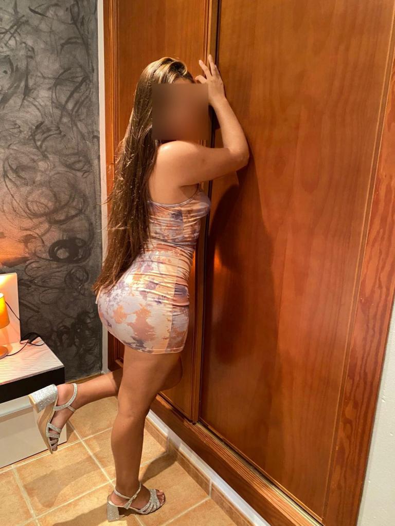 Chica busca chico en Almería: 