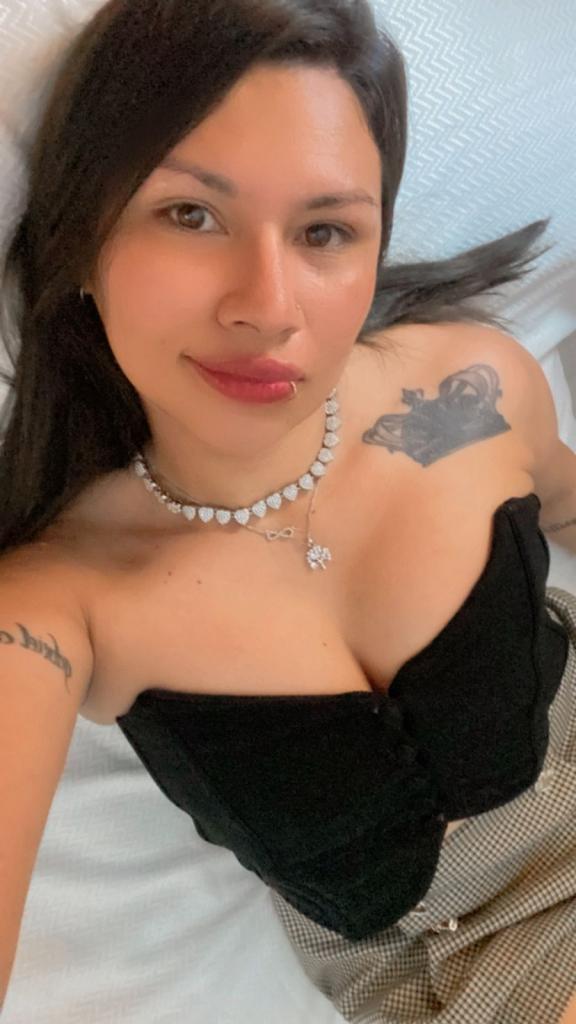 Chica busca chico en Tenerife: 