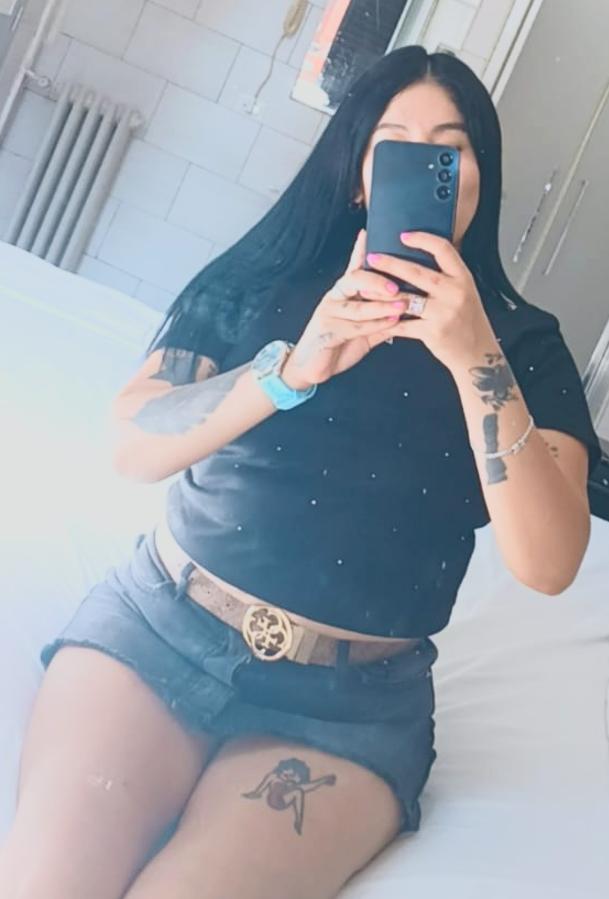 Chica busca chico en Sevilla: 