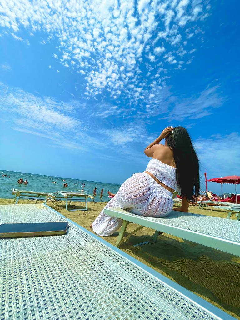 617035829: Chica busca chico en Mallorca