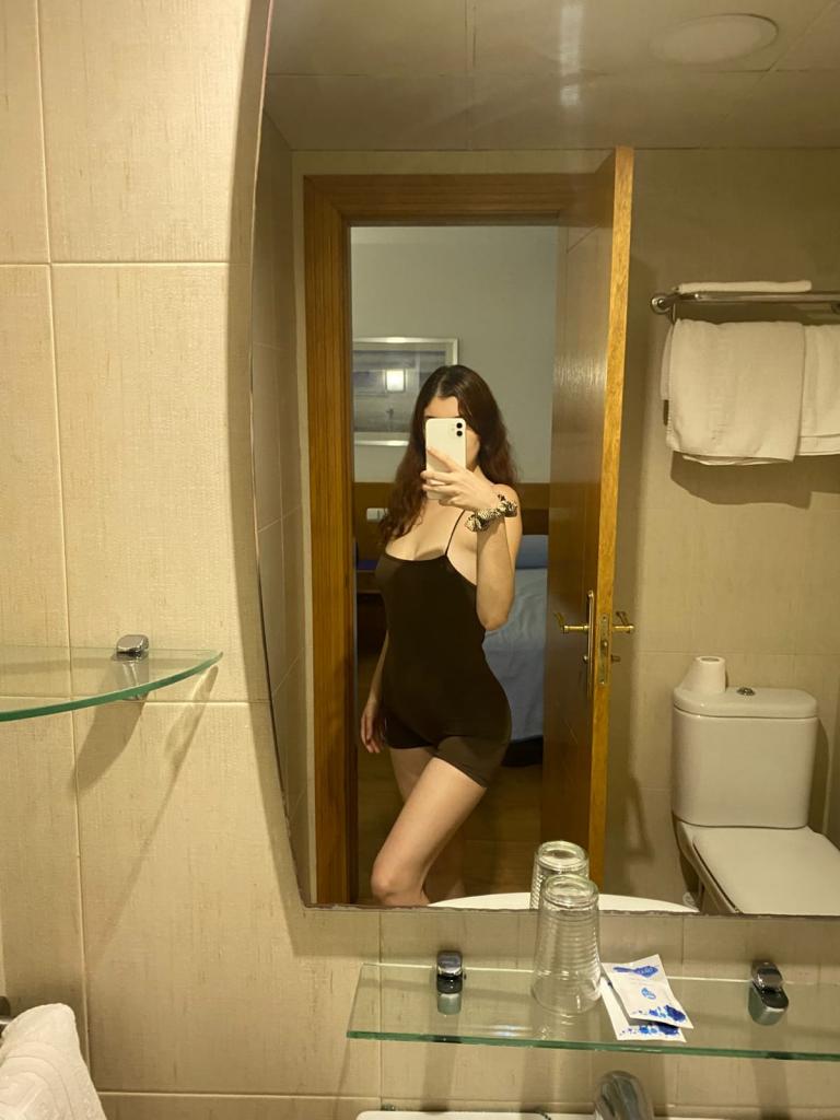 674897612: Chica busca chico en Alicante